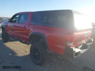 2017 Toyota Tacoma SR5 with VIN 5TFCZ5AN2HX088269, listed as a IAAI auction lot 41768936 with 196,625 mi miles. Bid and sale history available at carsss.com. Image 3.