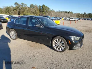 2017 BMW 3 Series 330e iPerformance with VIN WBA8E1C59HK895180, listed as a Copart auction lot 88292275 with 111,313 mi miles and Salvage Title. Bid and sale history available at carsss.com. Image 4.