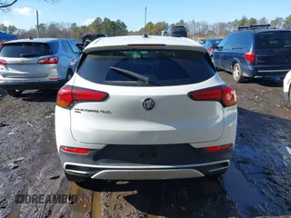 2023 Buick Encore GX Preferred z VIN KL4MMCSL0PB137270, wystawiony jako IAAI lot #41499985 z przebiegiem 26 825 mil mil oraz . Historia ofert i sprzedaży dostępna na DreamBid. Obrazek 16.