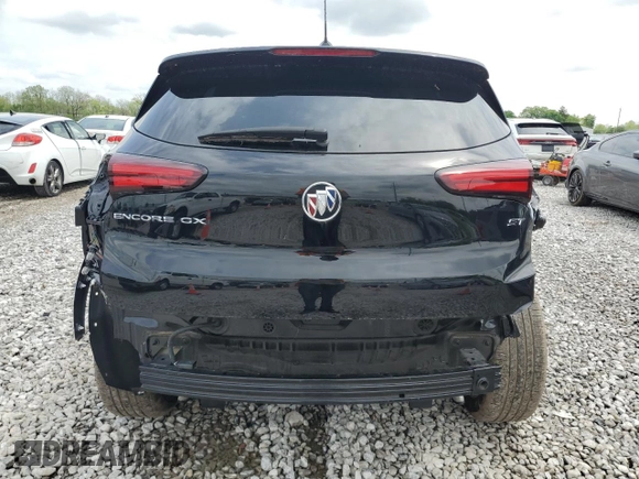 2022 Buick Encore GX Select с VIN KL4MMDSL7NB082402, выставлен на аукционе Copart как лот 56099115 с пробегом 21 812 миль миль и Списание • Salvage title. История ставок и продаж доступна на DreamBid. Изображение 6.