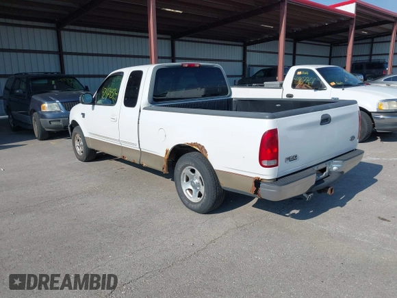2000 Ford F-150 XL z VIN 1FTRX17W0YNB25467, wystawiony jako IAAI lot #42474329 z przebiegiem Nie podano mil oraz . Historia ofert i sprzedaży dostępna na DreamBid. Obrazek 3.
