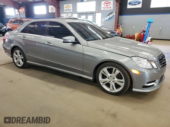 2012 Mercedes-Benz E 350 Luxury with VIN WDDHF5KB3CA619760, listed as a Copart auction lot 59657875 with 123,121 mi miles and Salvage title. Bid and sale history available at DreamBid. Image 4.