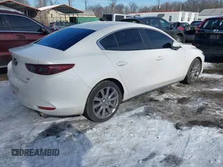 2019 Mazda 3 w/Select with VIN 3MZBPAALXKM106553, listed as a IAAI auction lot 41398725 with 109,906 mi miles. Bid and sale history available at carsss.com. Image 4.
