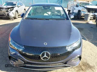 2024 Mercedes-Benz EQE 350+ z VIN W1KEG2BB3RF059619, wystawiony jako IAAI lot #41865785 z przebiegiem 790 mil mil oraz . Historia ofert i sprzedaży dostępna na DreamBid. Obrazek 12.