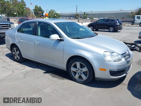 2009 Volkswagen Jetta SE with VIN 3VWRZ71KX9M039028, listed as a IAAI auction lot 42571072 with 112,389 mi miles and . Bid and sale history available at DreamBid. Image 1.