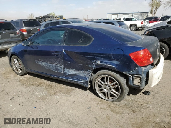 2005 Scion tC z VIN JTKDE177550013872, wystawiony jako Copart lot #49095035 z przebiegiem 220 513 mil mil oraz Szkoda całkowita • Salvage title. Historia ofert i sprzedaży dostępna na DreamBid. Obrazek 2.