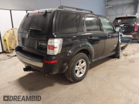 2008 Mercury Mariner with VIN 4M2CU29H18KJ29994, listed as a IAAI auction lot 41336244 with 173,778 mi miles. Bid and sale history available at carsss.com. Image 4.