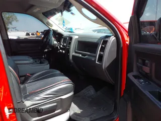 2013 Ram 1500 Express z VIN 1C6RR6KT3DS724256, wystawiony jako IAAI lot #42031944 z przebiegiem 175 645 mil mil oraz . Historia ofert i sprzedaży dostępna na DreamBid. Obrazek 5.