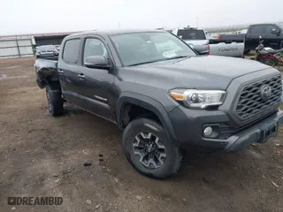 2022 Toyota Tacoma 4WD SR with VIN 3TMCZ5AN4NM476170, listed as a IAAI auction lot 41482149 with NaN miles. Bid and sale history available at carsss.com. Image 1.