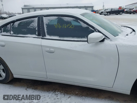 2013 Dodge Charger SXT with VIN 2C3CDXHG6DH643261, listed as a IAAI auction lot 41612150 with 164,181 mi miles. Bid and sale history available at carsss.com. Image 14.