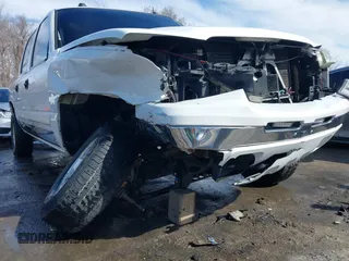2005 Chevrolet Silverado 1500 LS with VIN 2GCEK13T151233103, listed as a IAAI auction lot 41656738 with 216,008 mi miles. Bid and sale history available at carsss.com. Image 6.