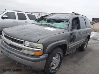 2002 Chevrolet Tahoe LT with VIN 1GNEK13Z42J219242, listed as a IAAI auction lot 41208846 with 279,366 mi miles. Bid and sale history available at carsss.com. Image 17.