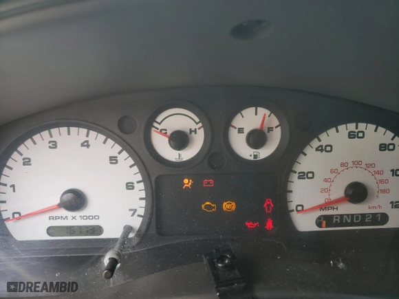 2005 Ford Ranger XL with VIN 1FTYR10U15PB02794, listed as a Copart auction lot 88910985 with 167,137 mi miles and Salvage Title. Bid and sale history available at carsss.com. Image 9.
