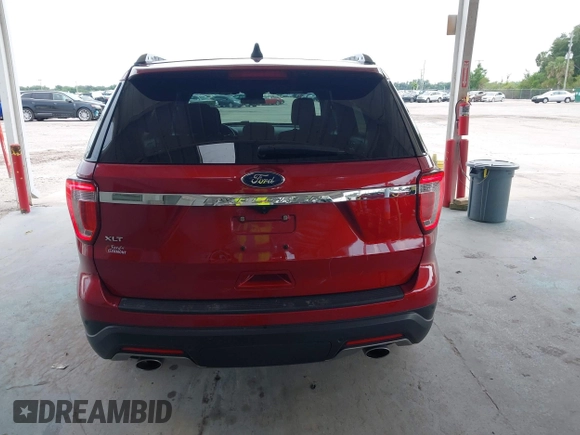 2018 Ford Explorer XLT с VIN 1FM5K7D80JGC81729, выставлен на аукционе IAAI как лот 42372561 с пробегом 68 348 миль миль и . История ставок и продаж доступна на DreamBid. Изображение 17.