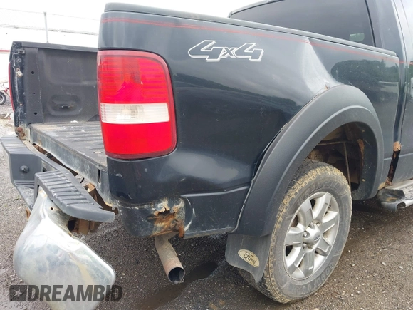 2008 Ford F-150 XLT z VIN 1FTPW14V08FB18115, wystawiony jako IAAI lot #42401528 z przebiegiem 265 185 mil mil oraz . Historia ofert i sprzedaży dostępna na DreamBid. Obrazek 20.