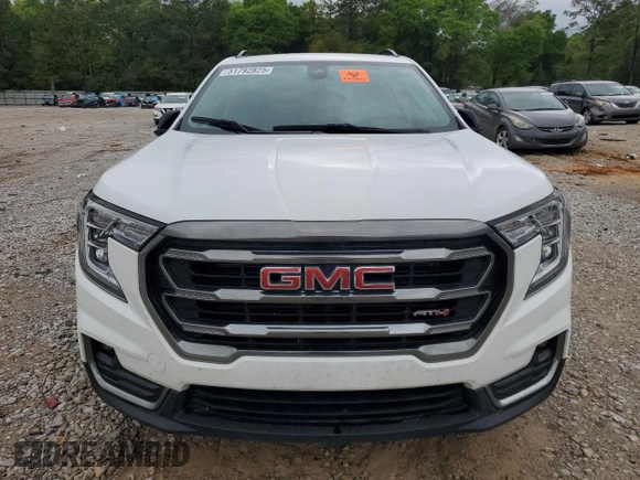 2023 GMC Terrain AT4 z VIN 3GKALYEG9PL230220, wystawiony jako Copart lot #51792825 z przebiegiem 27 957 mil mil oraz Szkoda całkowita • Salvage title. Historia ofert i sprzedaży dostępna na DreamBid. Obrazek 5.
