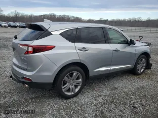 2019 Acura RDX w/Advance Pkg with VIN 5J8TC2H76KL012304, listed as a Copart auction lot 88202245 with 69,674 mi miles and Salvage Title. Bid and sale history available at carsss.com. Image 3.