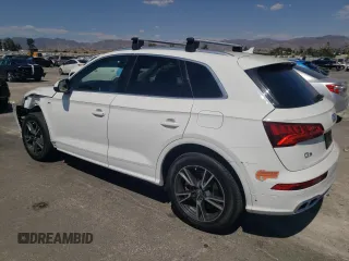 2020 Audi Q5 Premium with VIN WA1G2AFYXL2049169, listed as a Copart auction lot 70630444 with 78,968 mi miles and Salvage Title. Bid and sale history available at carsss.com. Image 2.