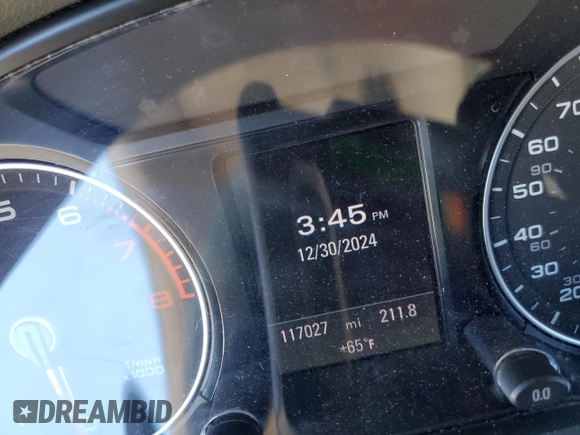 2013 Audi Q5 Prestige with VIN WA1WGAFP4DA055058, listed as a Copart auction lot 45501495 with 117,027 mi miles and Salvage title. Bid and sale history available at DreamBid. Image 9.