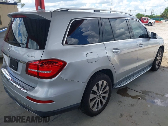 2017 Mercedes-Benz GLS 450 с VIN 4JGDF6EE2HA924335, выставлен на аукционе IAAI как лот 42553484 с пробегом 98 508 миль миль и . История ставок и продаж доступна на DreamBid. Изображение 4.