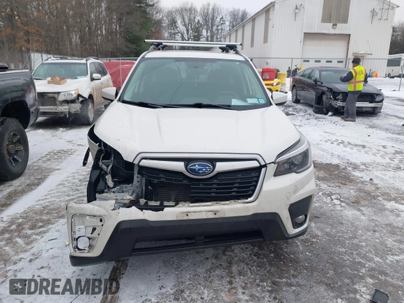 2021 Subaru Forester Premium with VIN JF2SKAFCXMH564760, listed as a IAAI auction lot 41452629 with 43,254 mi miles and . Bid and sale history available at DreamBid. Image 12.