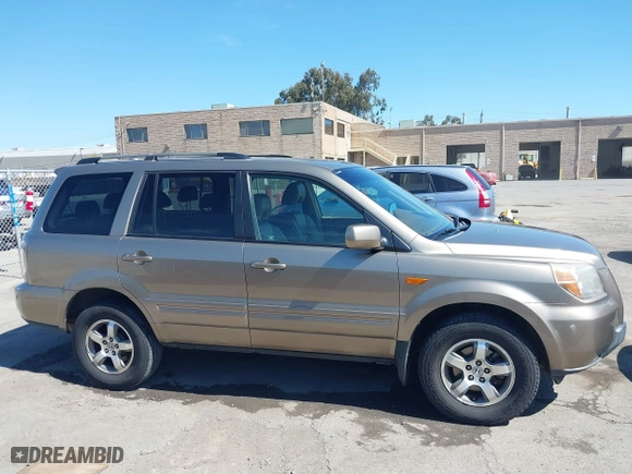 2008 Honda Pilot EX-L with VIN 5FNYF18758B012974, listed as a IAAI auction lot 41884153 with 112,165 mi miles. Bid and sale history available at carsss.com. Image 13.
