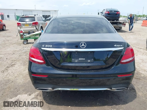 2018 Mercedes-Benz E with VIN WDDZF4KB2JA381699, listed as a IAAI auction lot 39407980 with 52,865 mi miles. Bid and sale history available at carsss.com. Image 16.
