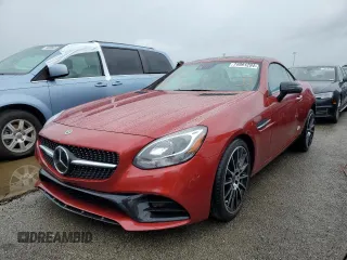 2019 Mercedes-Benz SLC 300 z VIN WDDPK3JA2KF163191, wystawiony jako Copart lot #74991294 z przebiegiem 34 098 mil mil oraz Nie do naprawy. Historia ofert i sprzedaży dostępna na DreamBid. Obrazek 1.