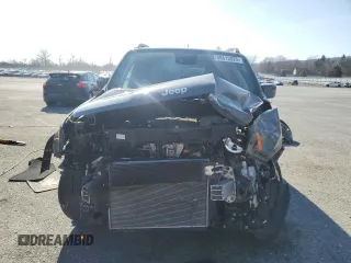 2021 Jeep Renegade Latitude with VIN ZACNJDB17MPN32651, listed as a Copart auction lot 48613025 with 42,196 mi miles and Salvage title. Bid and sale history available at DreamBid. Image 5.