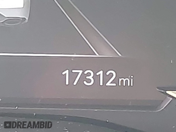 2025 Genesis G70 2.5T with VIN KMTG34SC0SU153835, listed as a IAAI auction lot 42586687 with 17,312 mi miles and . Bid and sale history available at DreamBid. Image 15.
