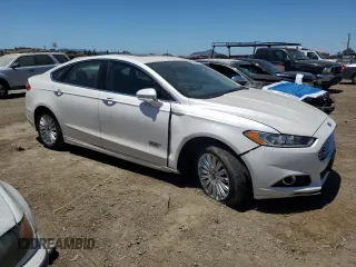 2014 Ford Fusion Titanium with VIN 3FA6P0SU8ER136802, listed as a Copart auction lot 62599815 with 144,799 mi miles and Salvage title. Bid and sale history available at DreamBid. Image 4.