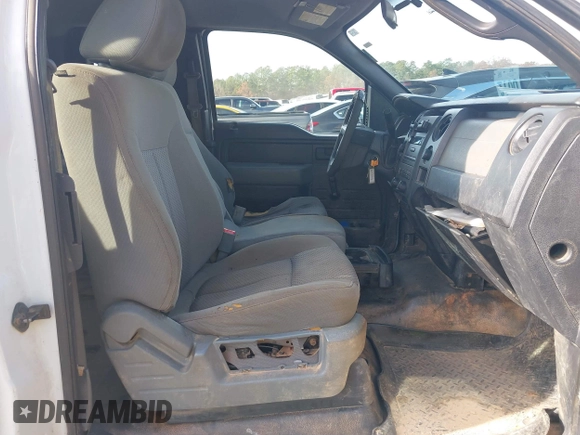 2013 Ford F-150 XL with VIN 1FTFX1EF9DFB87766, listed as a IAAI auction lot 40963973 with 195,796 mi miles. Bid and sale history available at carsss.com. Image 5.