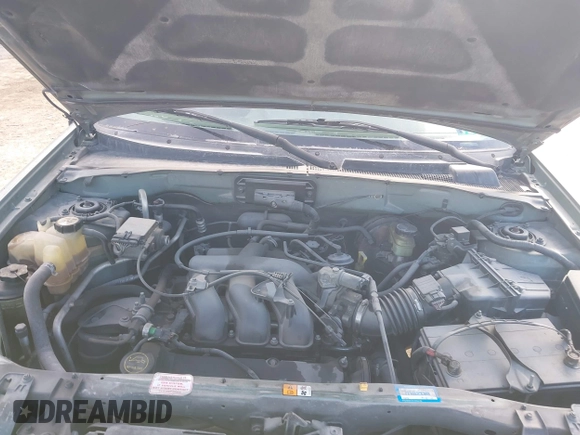 2003 Mazda Tribute ES with VIN 4F2CZ96133KM29066, listed as a IAAI auction lot 41581210 with 265,586 mi miles. Bid and sale history available at carsss.com. Image 10.
