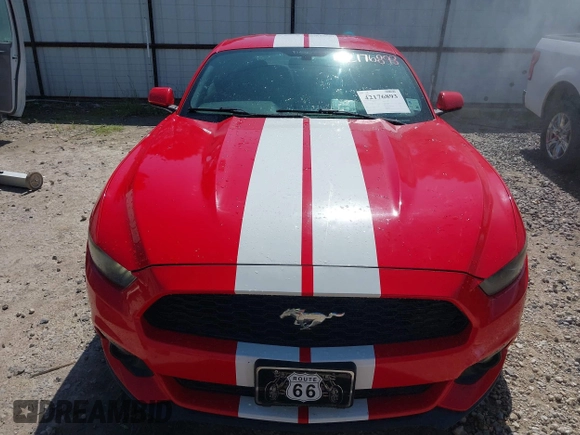 2015 Ford Mustang EcoBoost z VIN 1FA6P8TH3F5337916, wystawiony jako IAAI lot #42176893 z przebiegiem 120 757 mil mil oraz . Historia ofert i sprzedaży dostępna na DreamBid. Obrazek 12.