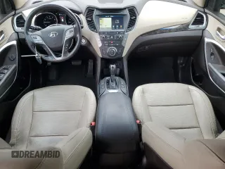 2017 Hyundai Santa Fe 2.4L z VIN 5XYZUDLB6HG411375, wystawiony jako Copart lot #50551165 z przebiegiem 35 597 mil mil oraz Czysty tytuł • Clean title. Historia ofert i sprzedaży dostępna na DreamBid. Obrazek 8.