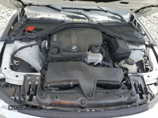 2016 BMW 3 Series 328i xDrive z VIN WBA8E3G57GNU00476, wystawiony jako Copart lot #54625345 z przebiegiem 75 079 mil mil oraz Szkoda całkowita • Salvage title. Historia ofert i sprzedaży dostępna na DreamBid. Obrazek 11.
