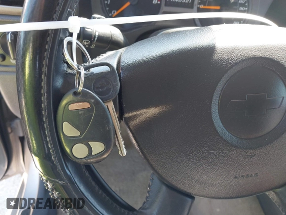 2005 Chevrolet Colorado 1SE LS Z71 z VIN 1GCDS136758256064, wystawiony jako IAAI lot #41847110 z przebiegiem 200 960 mil mil oraz . Historia ofert i sprzedaży dostępna na DreamBid. Obrazek 11.