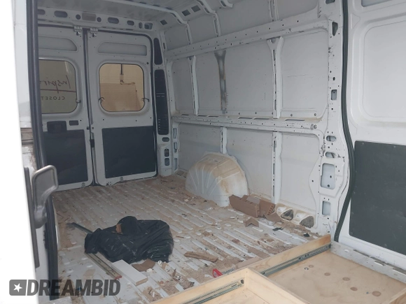 2018 Ram ProMaster Cargo with VIN 3C6URVJG3JE150894, listed as a IAAI auction lot 41256857 with 82,012 mi miles. Bid and sale history available at carsss.com. Image 8.
