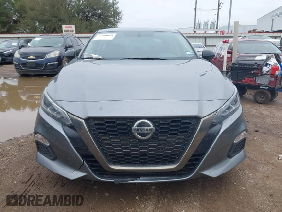 2019 Nissan Altima SR with VIN 1N4BL4CV8KN301609, listed as a IAAI auction lot 41608699 with 159,931 mi miles and . Bid and sale history available at carsss.com. Image 12.