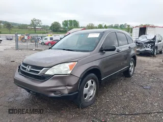 2010 Honda CR-V LX z VIN 5J6RE3H38AL000217, wystawiony jako IAAI lot #42051176 z przebiegiem 221 590 mil mil oraz . Historia ofert i sprzedaży dostępna na DreamBid. Obrazek 17.