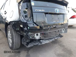 2012 Toyota Prius One z VIN JTDKN3DUXC1481432, wystawiony jako IAAI lot #42386235 z przebiegiem 130 285 mil mil oraz . Historia ofert i sprzedaży dostępna na DreamBid. Obrazek 6.