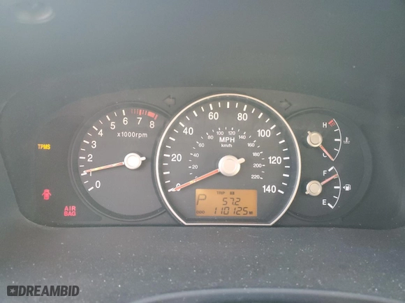 2008 Kia Rondo EX with VIN KNAFG526787171039, listed as a Copart auction lot 88734705 with 110,125 mi miles and Salvage Title. Bid and sale history available at carsss.com. Image 9.