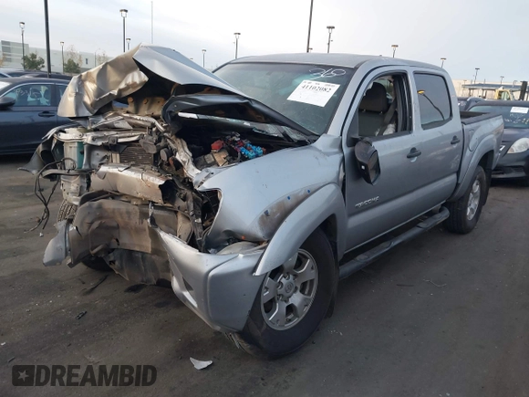 2015 Toyota Tacoma PreRunner with VIN 3TMJU4GN1FM184419, listed as a IAAI auction lot 41102082 with 52,726 mi miles and . Bid and sale history available at DreamBid. Image 2.
