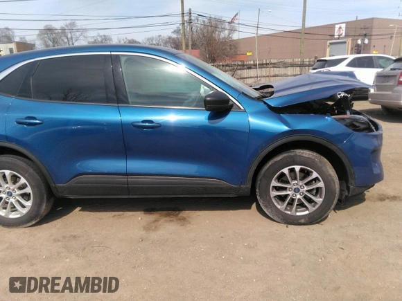 2022 Ford Escape SE with VIN 1FMCU9G61NUA91016, listed as a IAAI auction lot 41791036 with 38,134 mi miles. Bid and sale history available at carsss.com. Image 13.