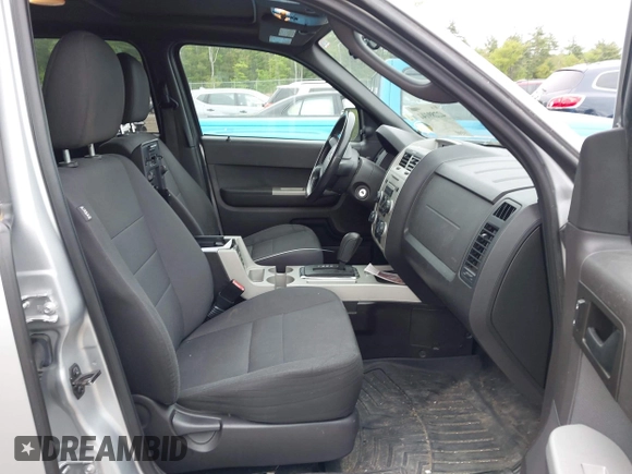 2011 Ford Escape XLT с VIN 1FMCU9D72BKA46722, выставлен на аукционе IAAI как лот 42289141 с пробегом 149 185 миль миль и . История ставок и продаж доступна на DreamBid. Изображение 5.