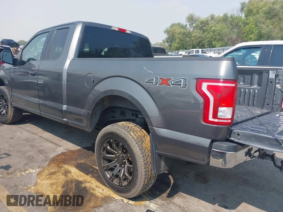 2016 Ford F-150 XLT with VIN 1FTEX1E80GKD98282, listed as a IAAI auction lot 40317900 with 159,605 mi miles. Bid and sale history available at carsss.com. Image 3.