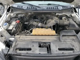 2016 Ford F-150 XL z VIN 1FTMF1C84GKF48671, wystawiony jako Copart lot #53891035 z przebiegiem 281 814 mil mil oraz Szkoda całkowita • Salvage title. Historia ofert i sprzedaży dostępna na DreamBid. Obrazek 11.