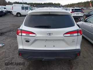 2022 Toyota Corolla Cross LE z VIN 7MUBAABG0NV030759, wystawiony jako IAAI lot #41821277 z przebiegiem 16 044 mil mil oraz . Historia ofert i sprzedaży dostępna na DreamBid. Obrazek 16.