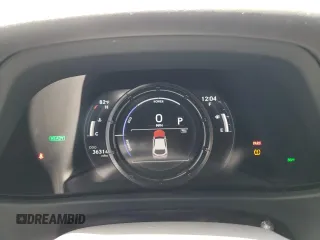 2022 Lexus UX 250h F Sport с VIN JTHR9JBH0N2062952, выставлен на аукционе Copart как лот 54942905 с пробегом 36 314 миль миль и Списание • Salvage title. История ставок и продаж доступна на DreamBid. Изображение 9.