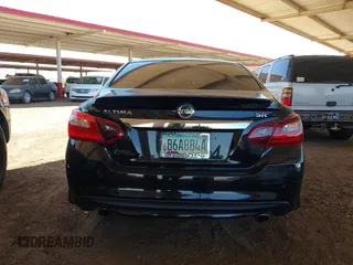 2017 Nissan Altima SV with VIN 1N4AL3AP2HC486044, listed as a IAAI auction lot 42029663 with 137,854 mi miles and . Bid and sale history available at carsss.com. Image 16.